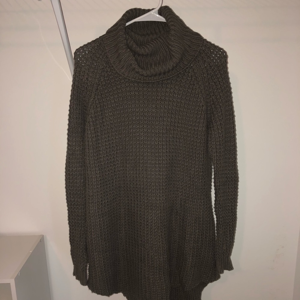 Sweater/ sweater dress